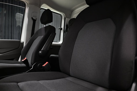 Volkswagen Crafter 13 of 25