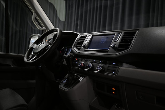 Volkswagen Crafter 24 of 25