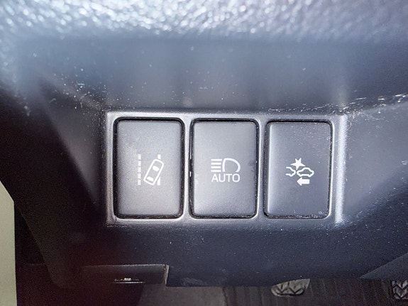 Toyota Yaris 18 of 18