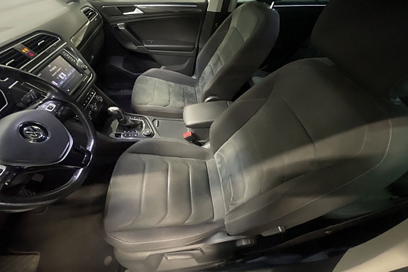 Volkswagen Tiguan 8 of 14