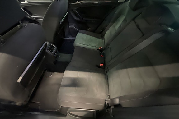 Volkswagen Tiguan 10 of 14
