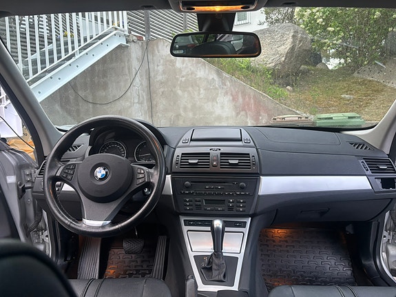 BMW X3 8 of 10