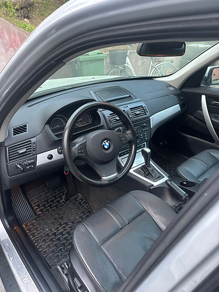 BMW X3 7 of 10