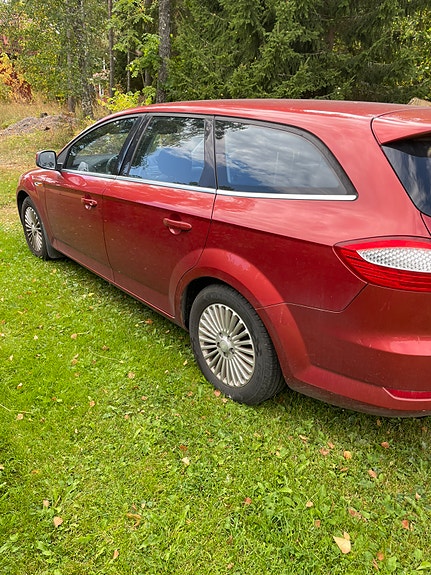 Ford Mondeo 4 of 7