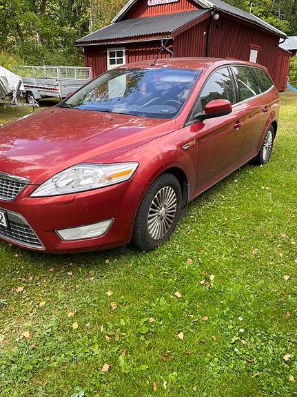 Ford Mondeo 2 of 7