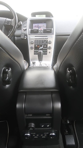 Volvo XC60 20 of 27