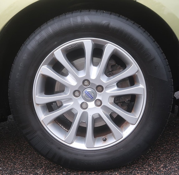 Volvo XC60 23 of 27