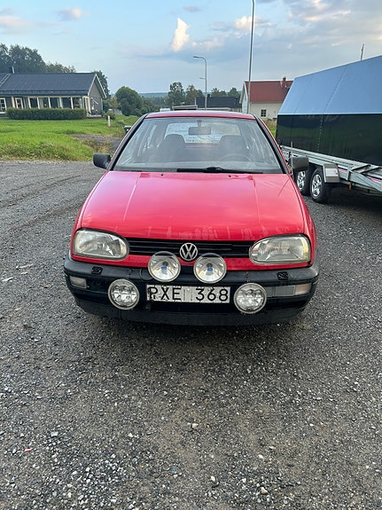 Volkswagen Golf III 3 of 4