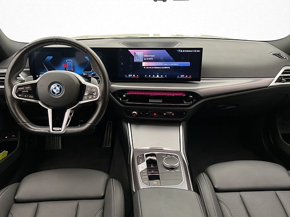 BMW 330e 14 of 30