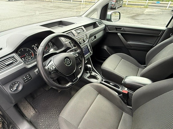 Volkswagen Caddy Alltrack 6 of 8