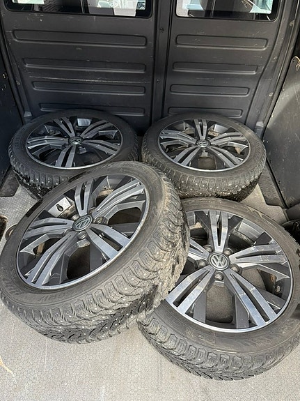 Volkswagen Caddy Alltrack 8 of 8
