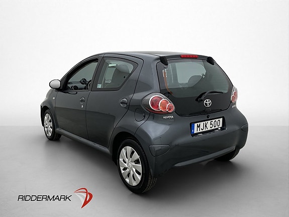 Toyota Aygo 5 of 23