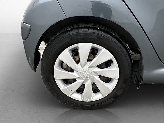 Toyota Aygo 22 of 23