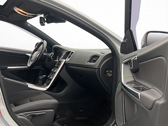 Volvo S60 28 of 30