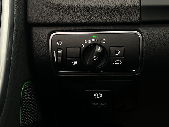 Volvo S60 24 of 30