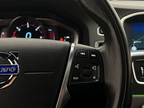 Volvo S60 18 of 30