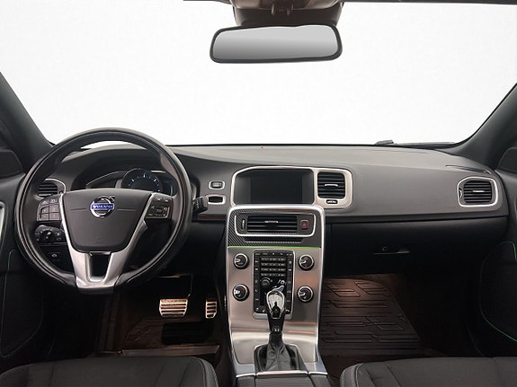 Volvo S60 19 of 30
