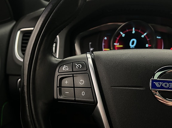 Volvo S60 16 of 30