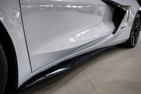 Chevrolet Corvette 17 of 30