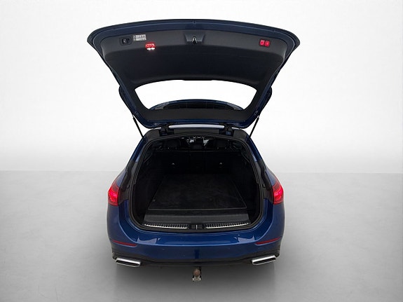 Mercedes-Benz C300 e 26 of 30