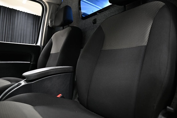 Renault Kangoo Maxi 21 of 29