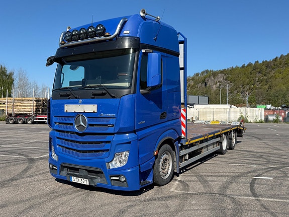 Mercedes-Benz Trucks Actros 2551 Maskinbil BIltransport Maskintransport 2 of 26