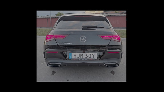 Mercedes-Benz CLA250 e 8 of 8
