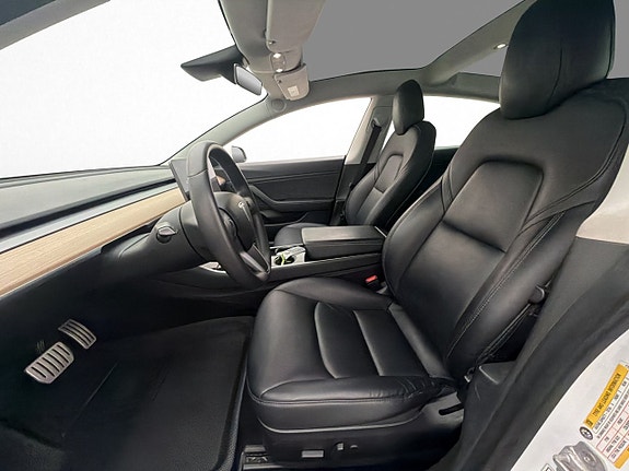 Tesla Model 3 10 of 30