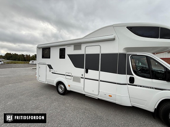 Adria Coral XL A 670 SL 2 of 16