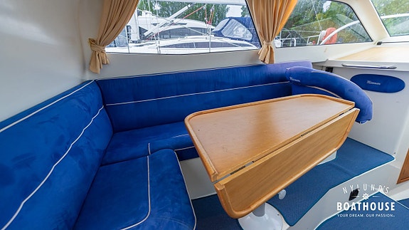 Masmar 33 | Volvo Penta D6-350A-B 22 of 30