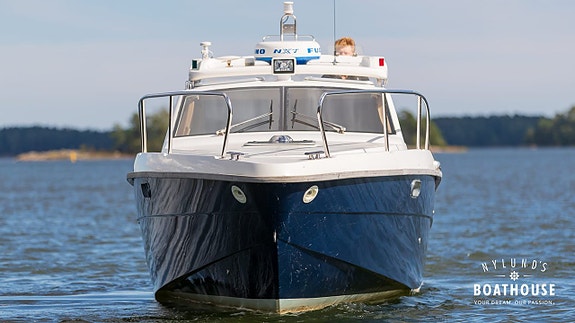 Masmar 33 | Volvo Penta D6-350A-B 15 of 30