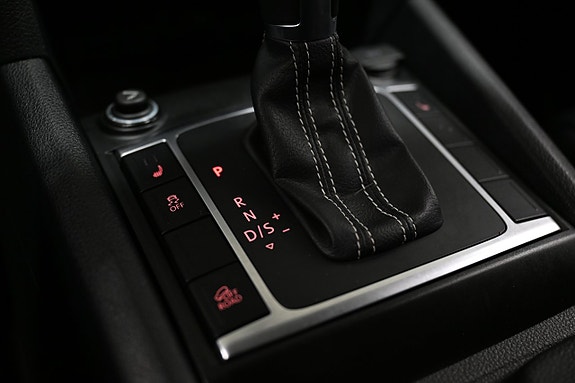 Volkswagen Amarok 30 of 30