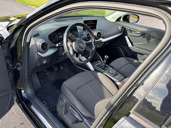 Audi Q2 6 of 9