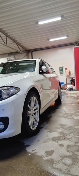 BMW 520d 4 of 4