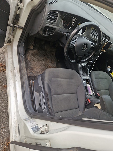 Volkswagen Golf VII 3 of 8