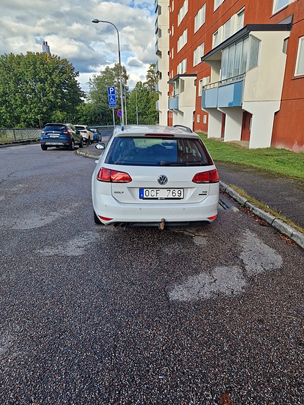 Volkswagen Golf VII 7 of 8