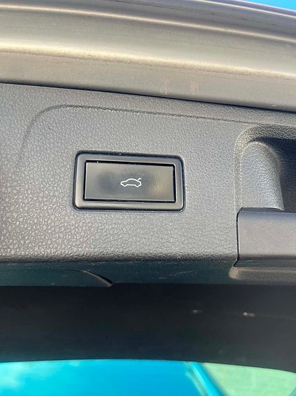 Volkswagen Passat 15 of 16