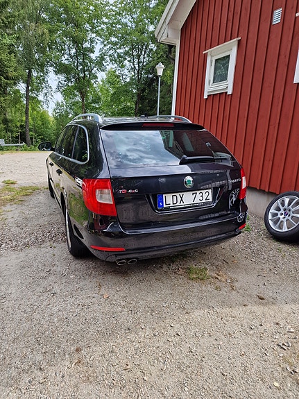 Skoda Superb 4 of 7