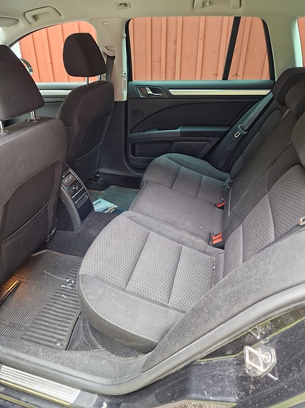 Skoda Superb 6 of 7