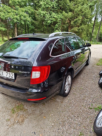 Skoda Superb 3 of 7