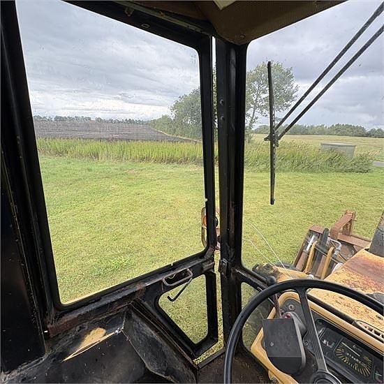 Ford 655 28 of 30