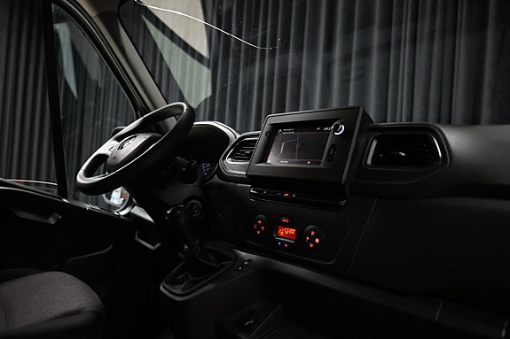 Renault Master 24 of 24