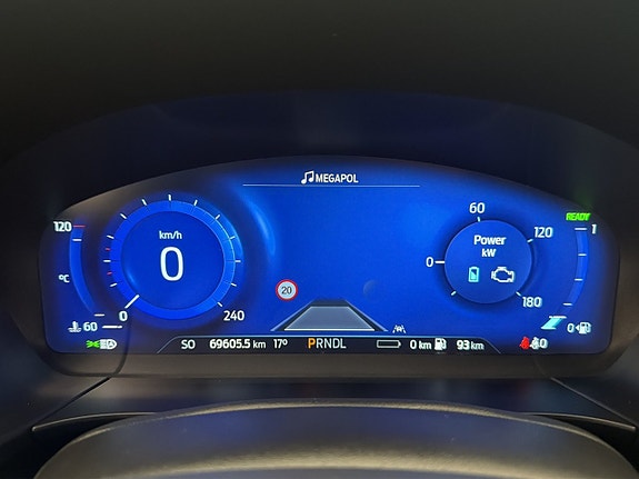 Ford Kuga 16 of 30