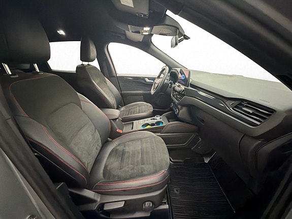 Ford Kuga 11 of 30