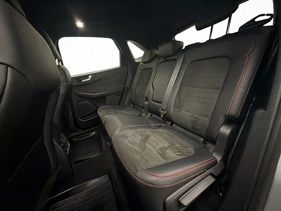 Ford Kuga 13 of 30