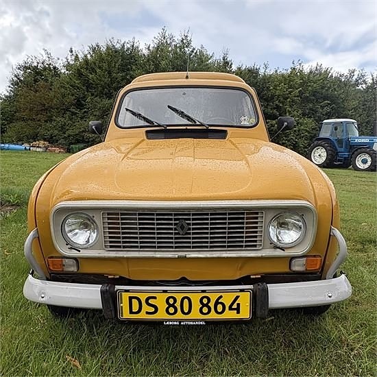 Renault VAN 4 6 of 17