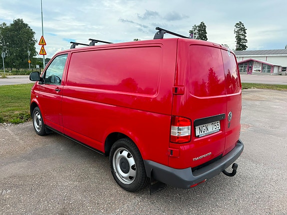 Volkswagen Transporter 3 of 5
