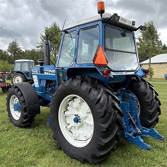 Ford TW15 - ZF 4WD-system 4 of 25