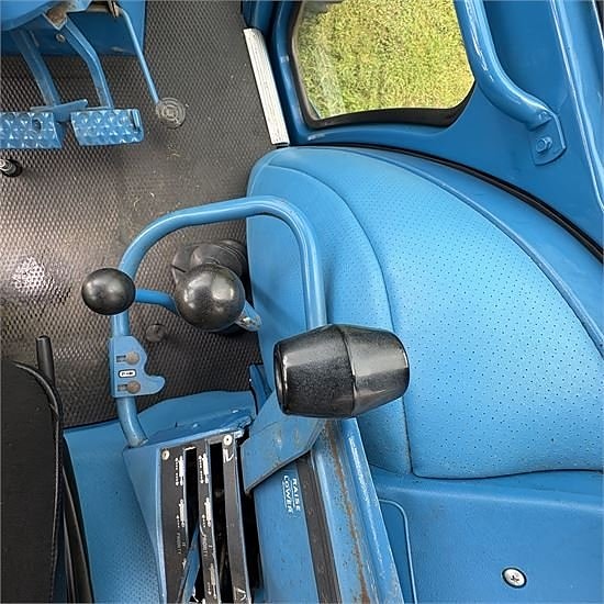 Ford TW15 - ZF 4WD-system 18 of 25
