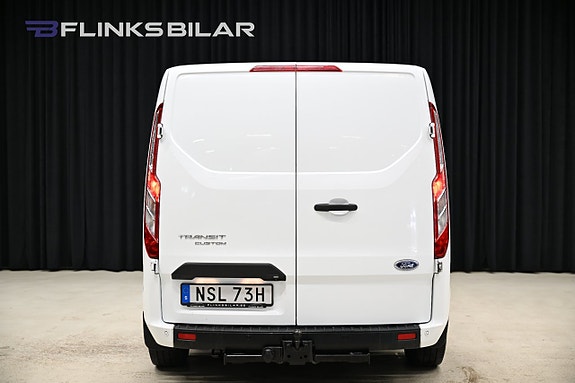 Ford Transit Custom 14 of 30